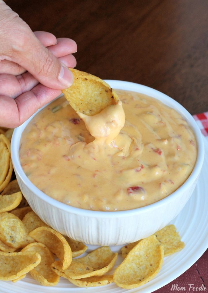 Easy Queso Dip Recipe: Best Party Dips - Mom Foodie