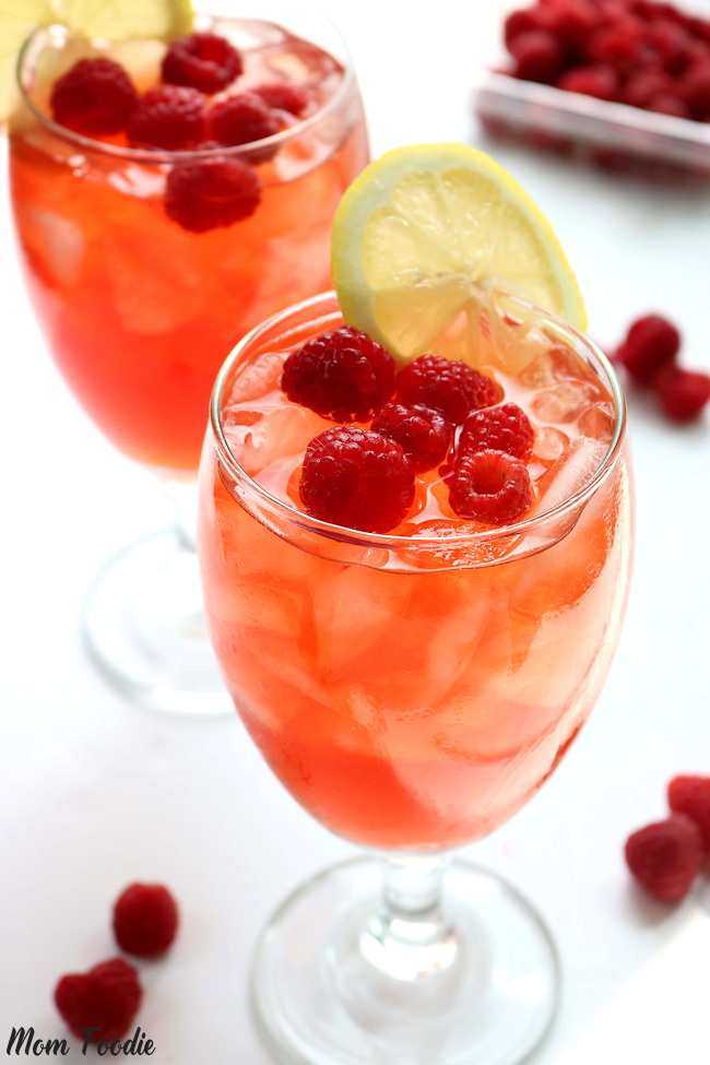 Raspberry Iced Tea - Homemade Fresh Raspberry Sweet Tea Recipe