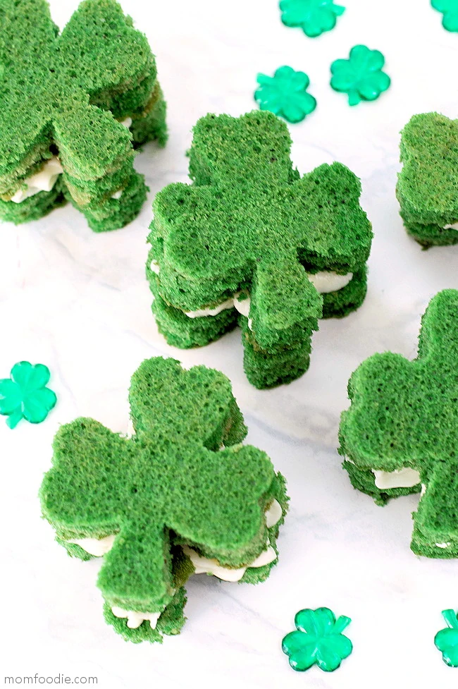 Shamrock Whoopie Pies