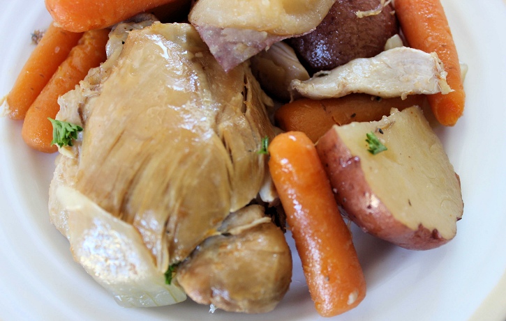 Slow Cooker Chicken Thighs With Potatoes And Carrots Mom Foodie