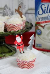 Snowy Pound Cake Cupcakes