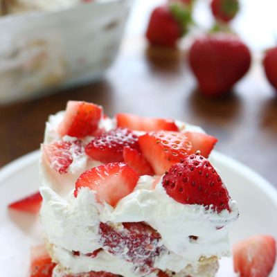 Strawberry Icebox Cake - Easy 3 Ingredient No Bake Dessert! - Mom Foodie