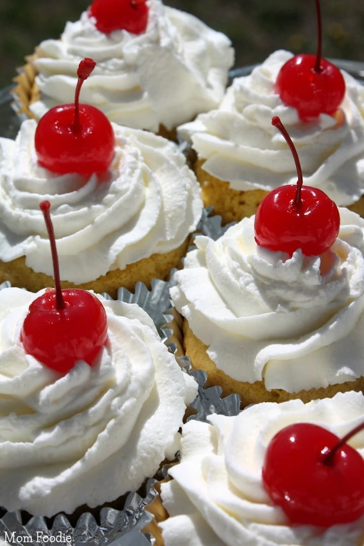 https://momfoodie.com/wp-content/uploads/Tres-Leches-Cupcakes-Recipe.webp