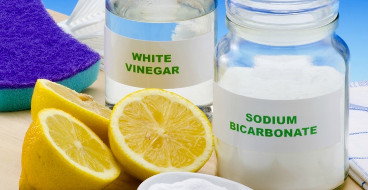 5 white vinegar for cleaning