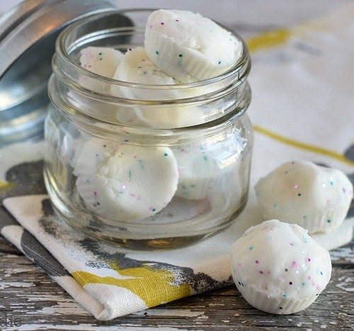 DIY Shower Steamers Recipe - Beauty Crafter