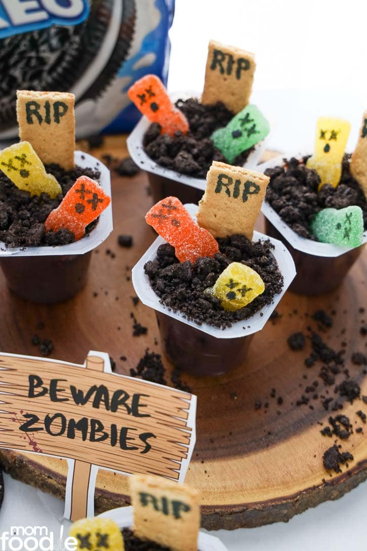 Zombie Pudding Cups