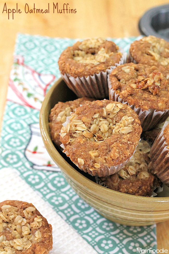 apple oatmeal muffins