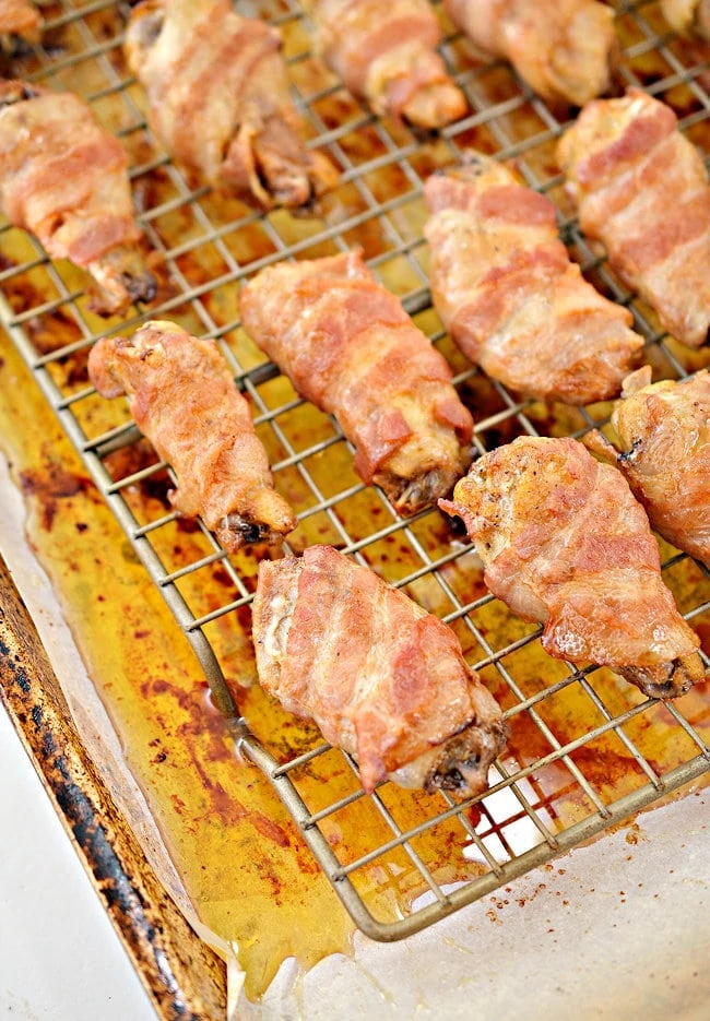 baked bacon wrapped chicken wings