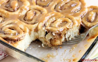 biscoff banana swirl rolls