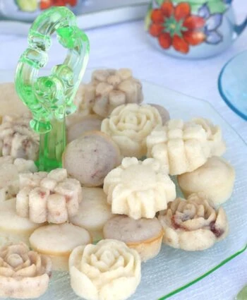 buttermilk petite fours for tea party