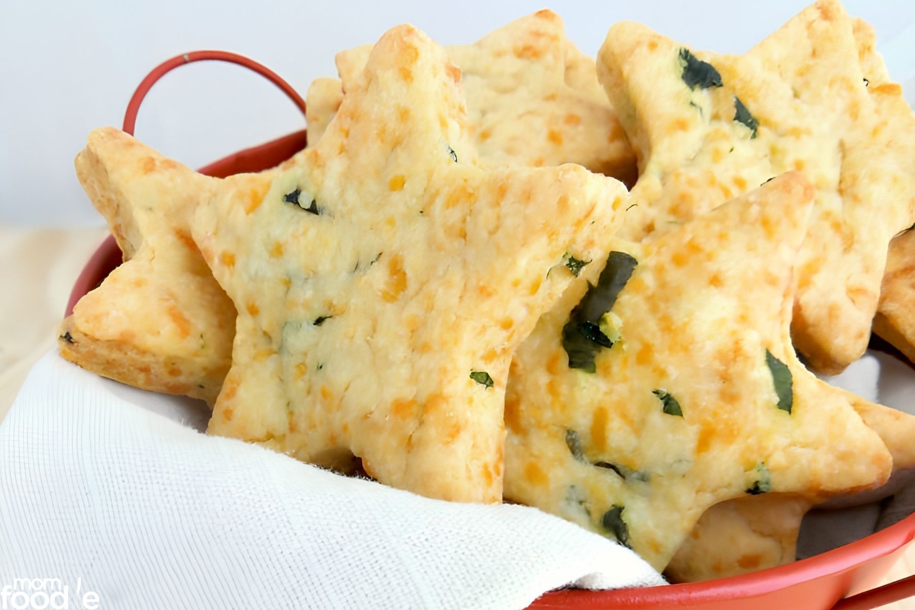 cheddar star crackers