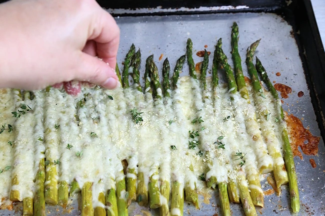 cheesy baked asparagus topping