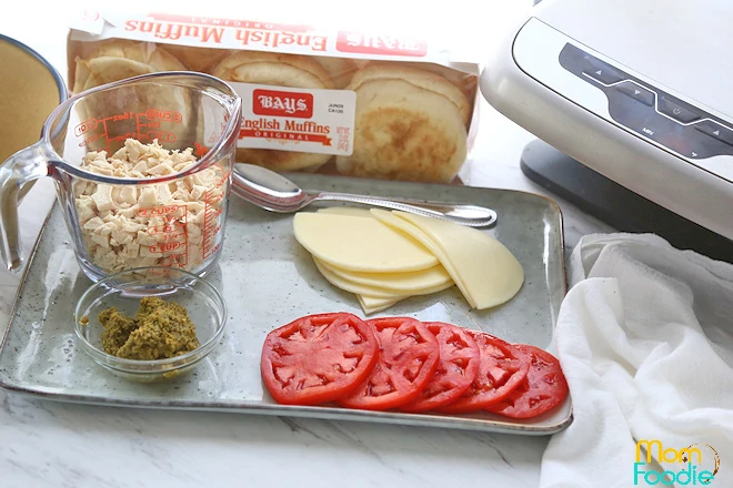 chicken pesto panini ingredients