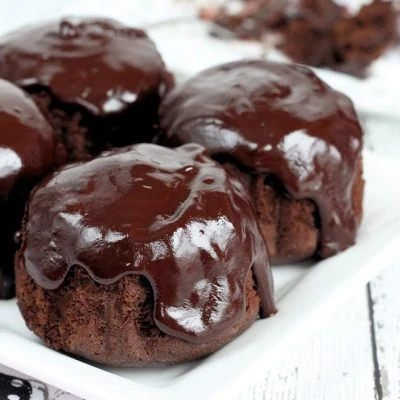 chocolate cherry cupcakes