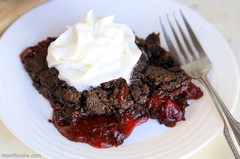 cherry chocolate dump cake