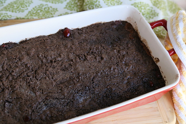 chocolate covered cherry dump cake