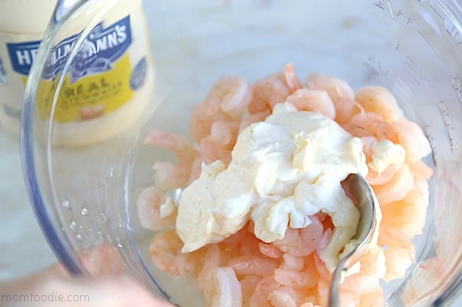 coating shrimp in mayo