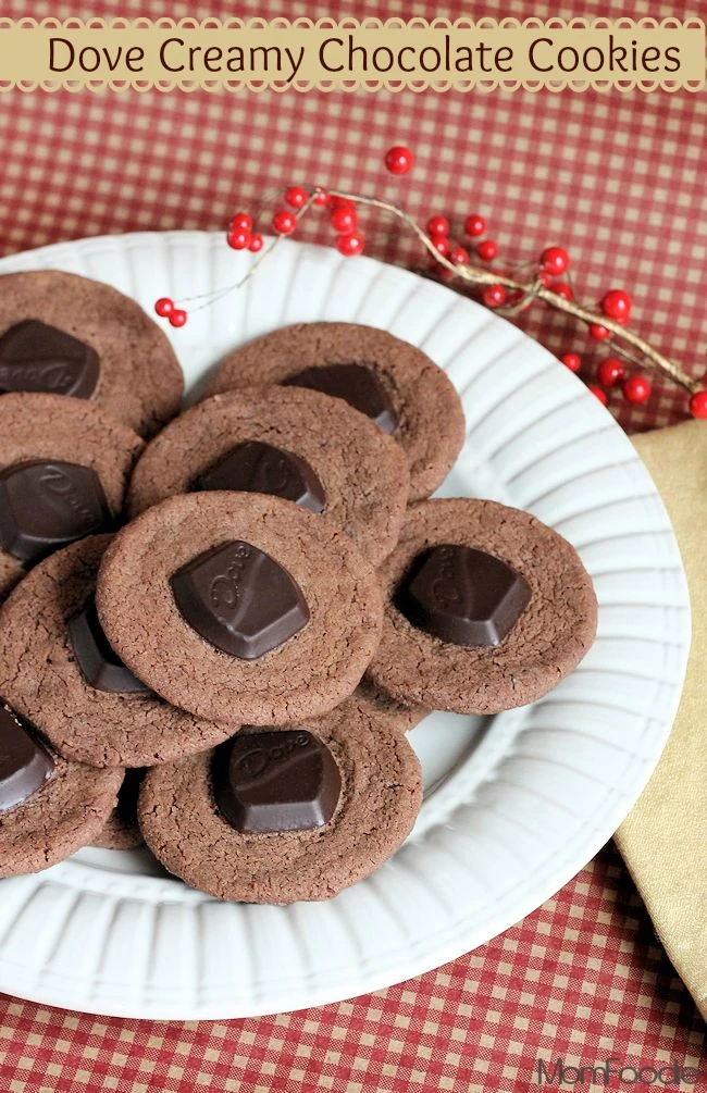 Shruti Acharya on X: Turn regular Oreos into gold coins for St. Patrick's  Day with edible gold paint!! So cool!  / X