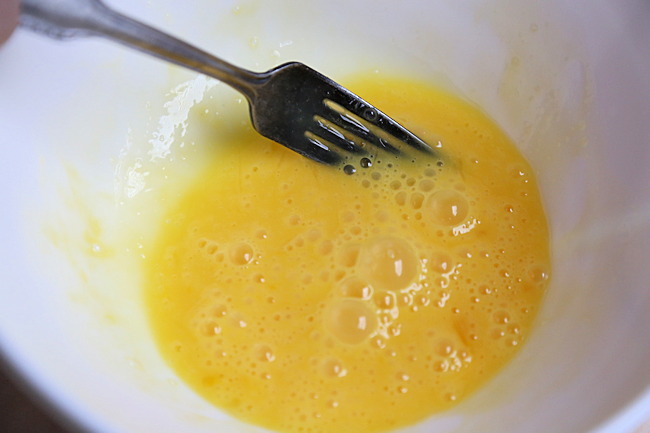 eggs beaten in small bowl