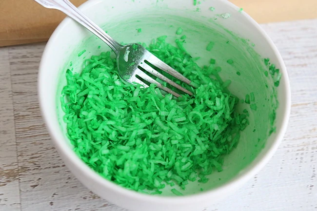 green coconut flakes