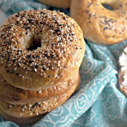 homemade bagels with everything seasoning