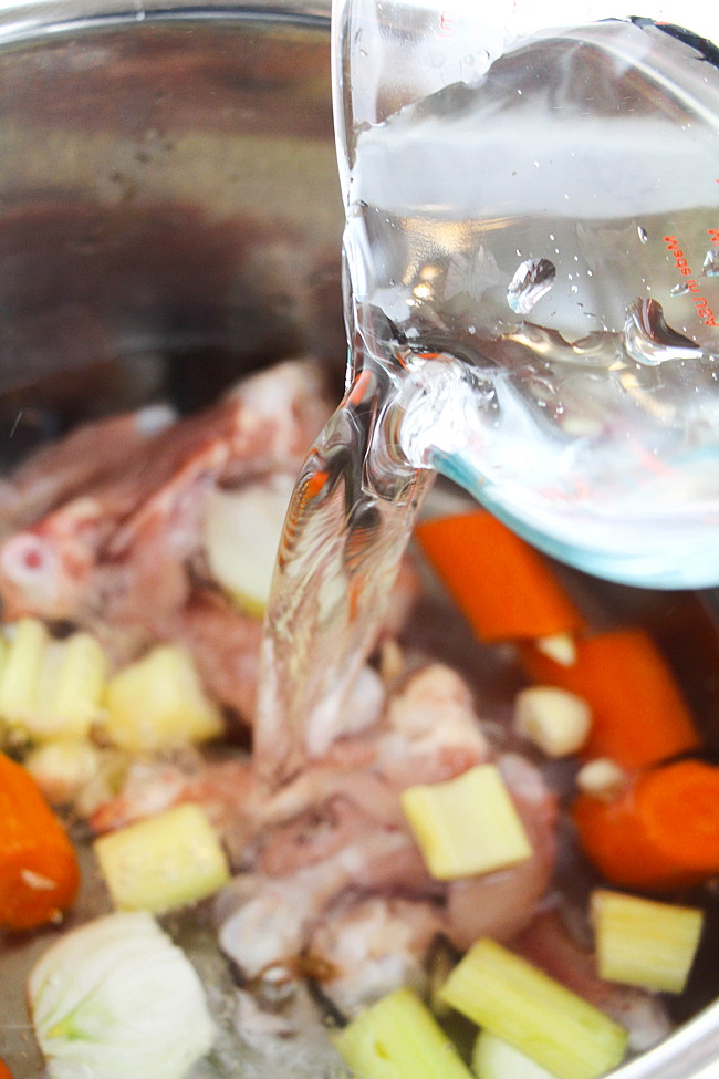 how to make bone broth in instant pot