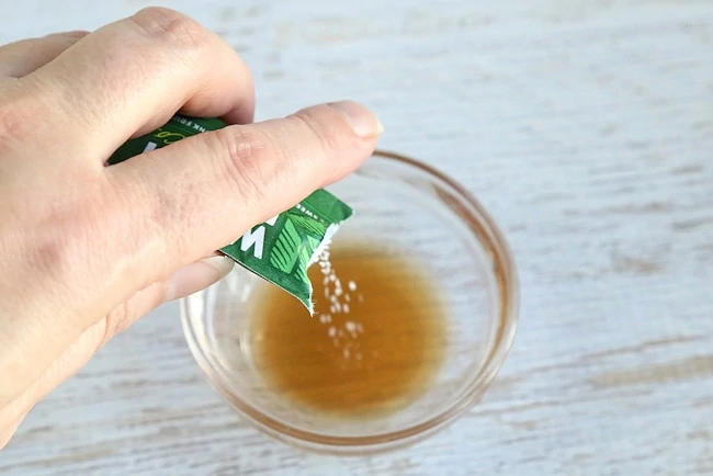 natural zero calorie sweetener in vinegar