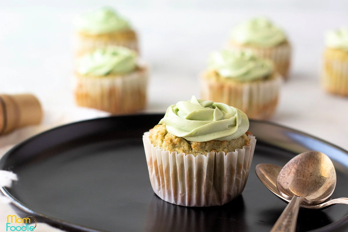 Keto Matcha Cupcakes with Green Tea Frosting - Mom Foodie