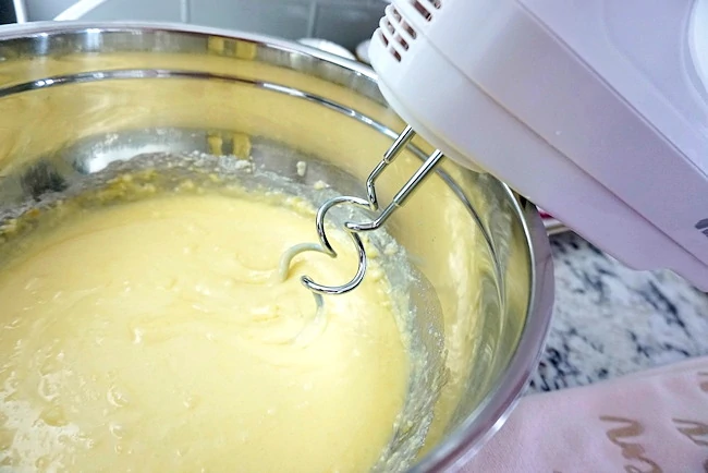 lemon cupcake batter