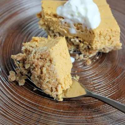 light pumpkin cheesecake bars