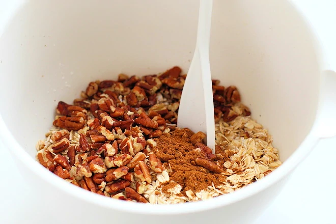 oats pecans and spices