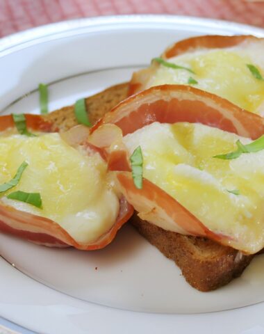 pancetta egg cups