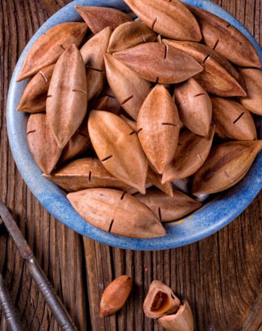 pili nuts