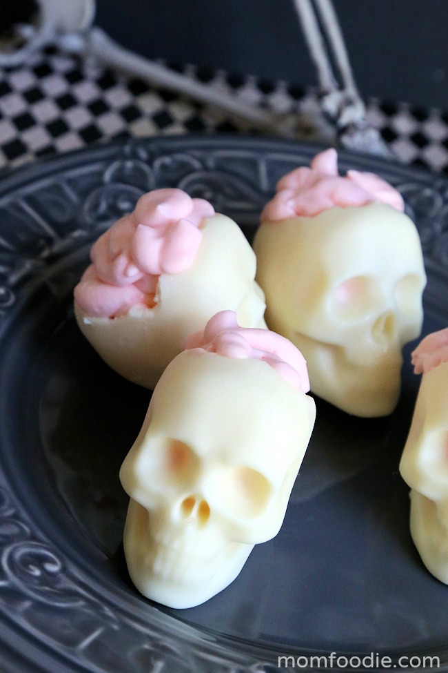 Medium Skull Mold (3 Piece)