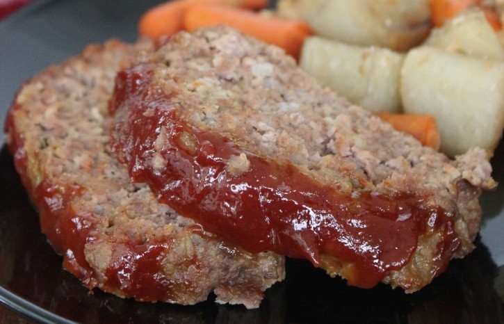 Slow Cooker Meatloaf Recipe with Potatoes and Carrots