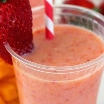 strawberry mango smoothie