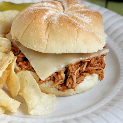 sweet & smokey pulled chicken sloppy joe