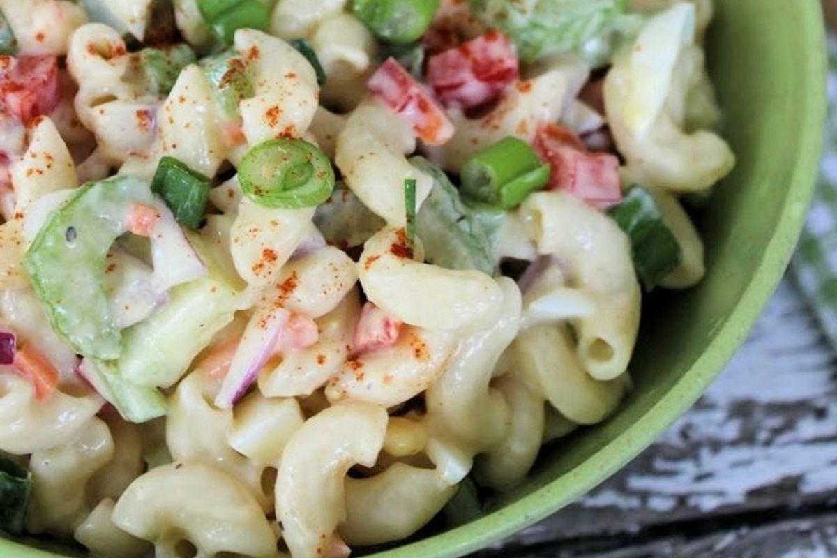 traditional macaroni salad