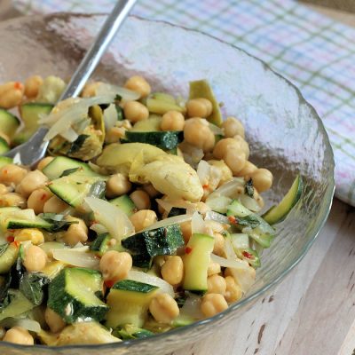 zucchini salad with chick pea and artichoke